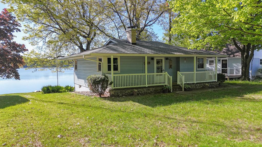 60779 W Oak Drive, Decatur