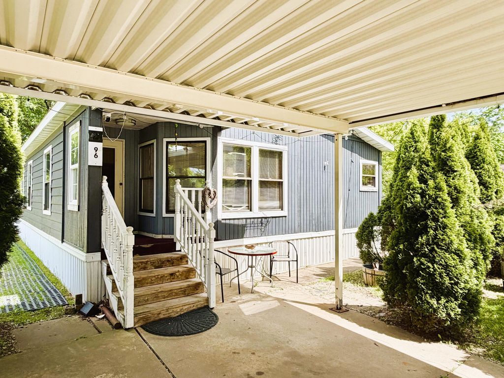 8000 Warren Woods Road Unit: Lot #96, Three Oaks township
