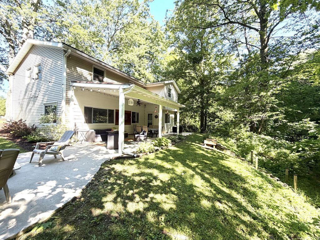 723 Arbor Court, South Haven city
