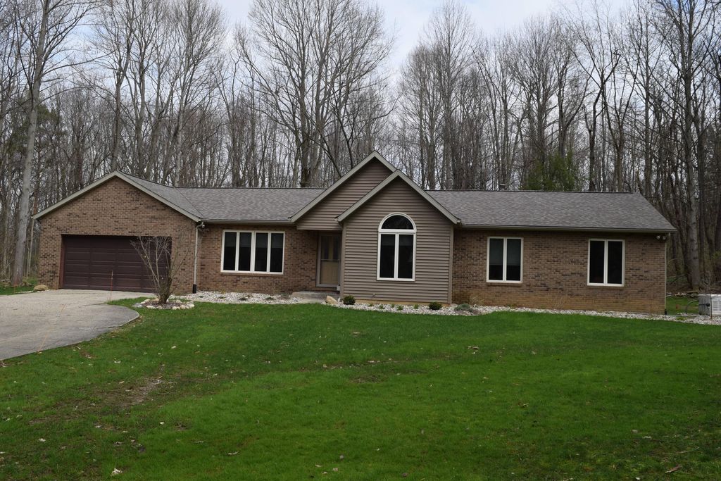 1209 Morris Drive, Niles township