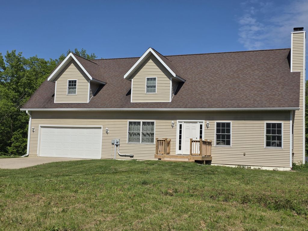 6717 Old Pipestone Road, Pipestone township