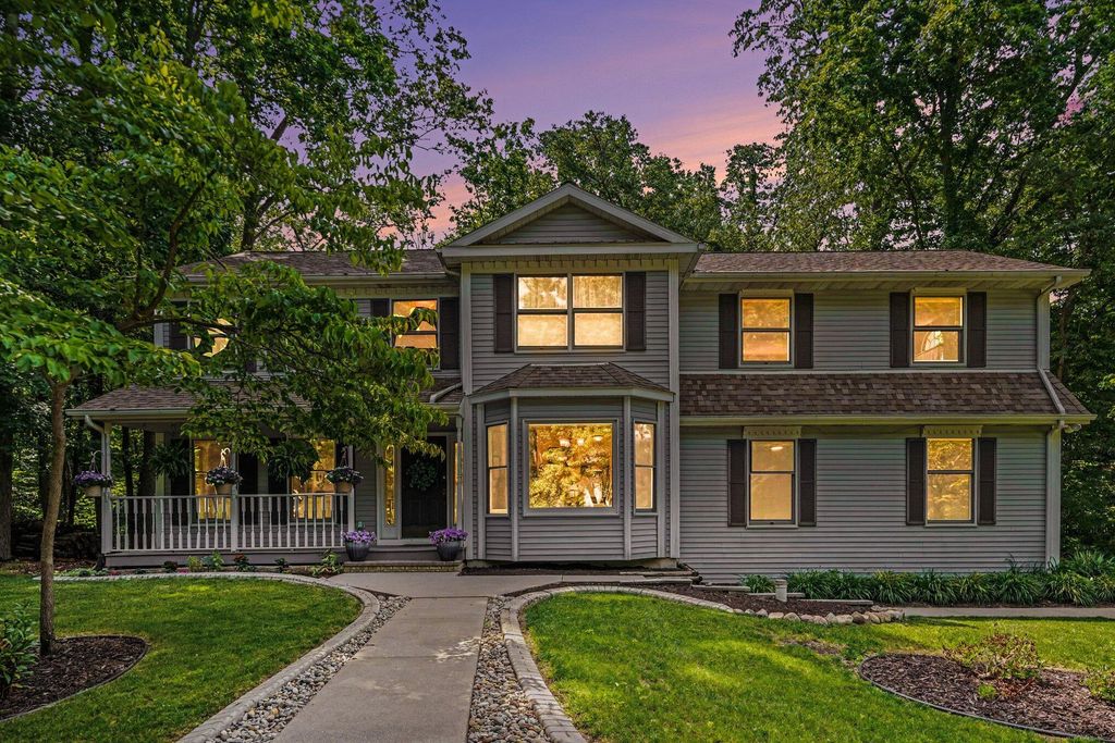 11261 Bridlewood Trail, Berrien township