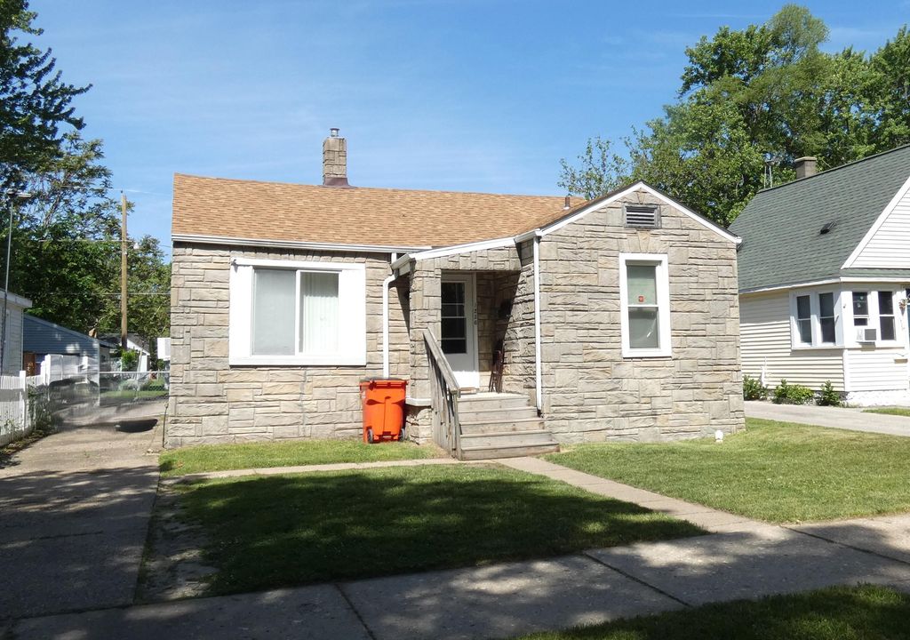 1236 Jennings Avenue, Benton Harbor city