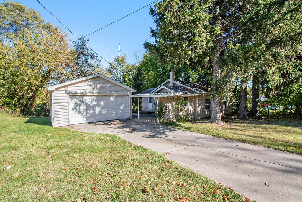 1005 E Front Street, Buchanan city