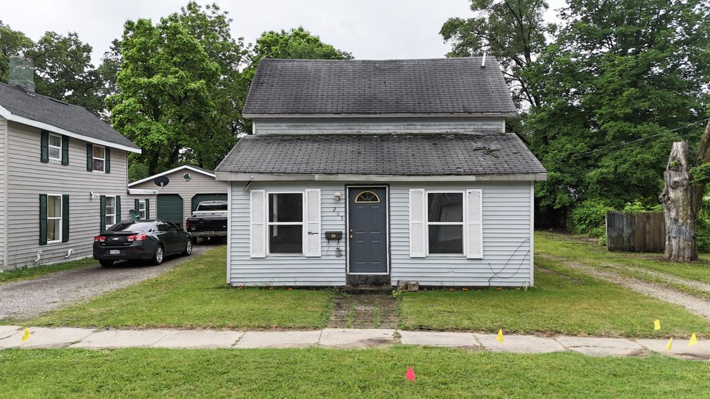 205 Pokagon Street, Dowagiac city
