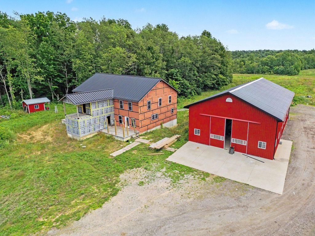 41083 County Road 681, Arlington township