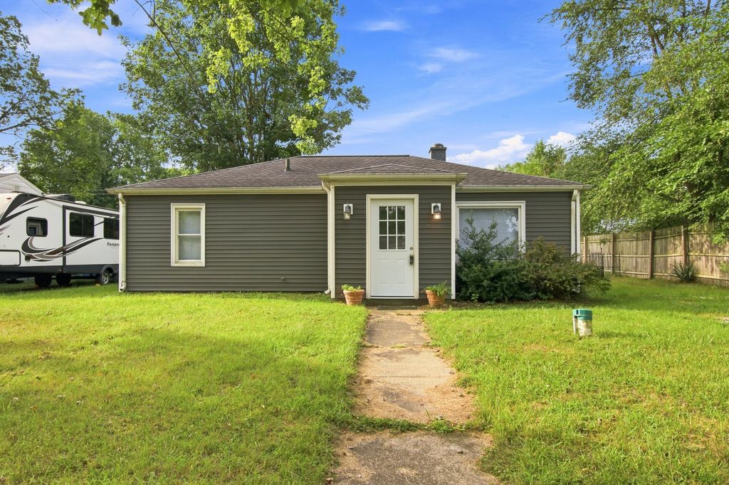1826 Miller Drive, Niles township