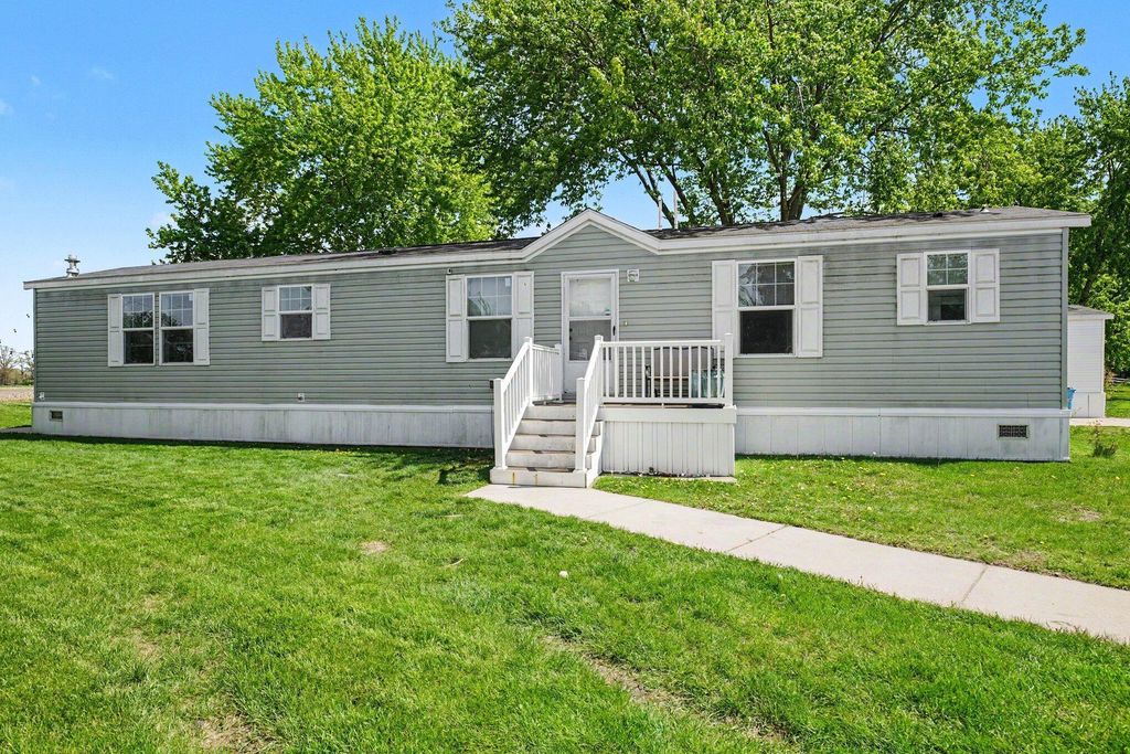 1558 W Shawnee Unit: Lot 163, Baroda township