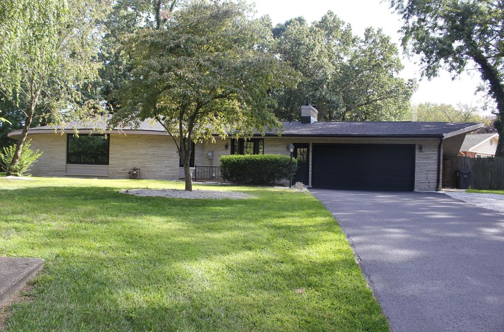 2631 Hillview Lane, St. Joseph charter township