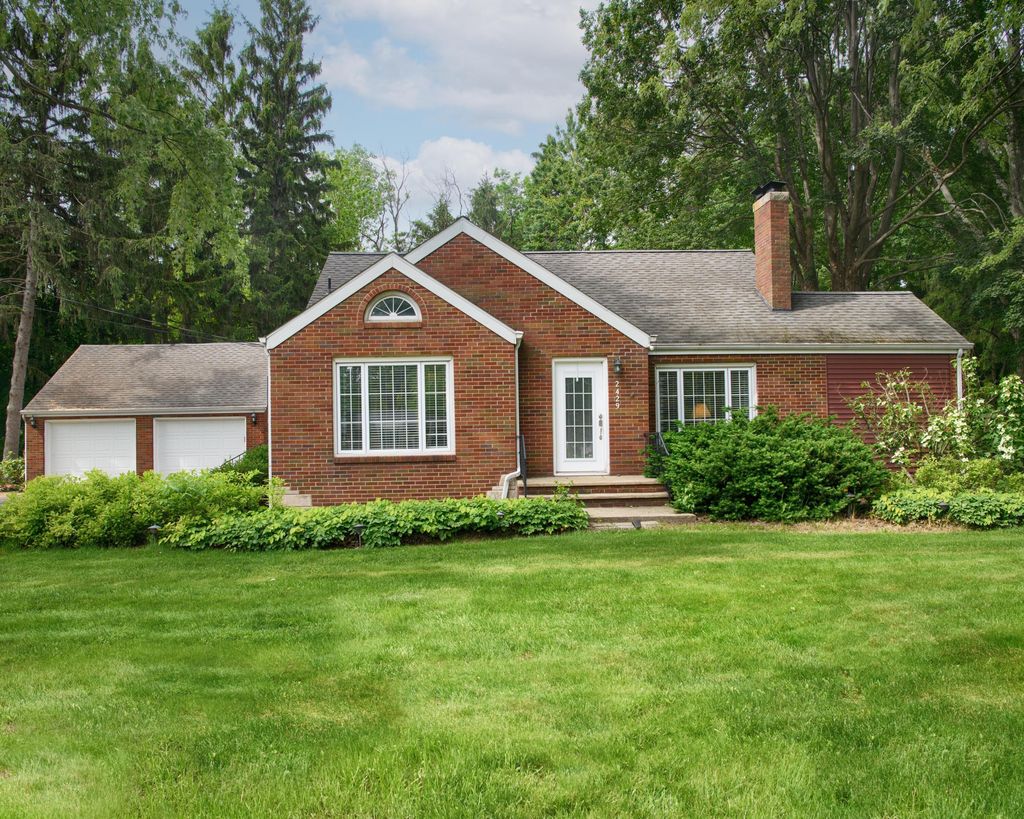 2429 W John Beers Road, Lincoln charter township