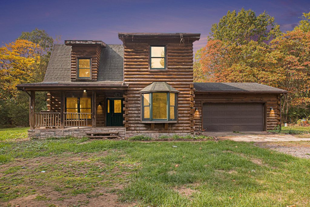 69306 Ironwood Drive, Milton township