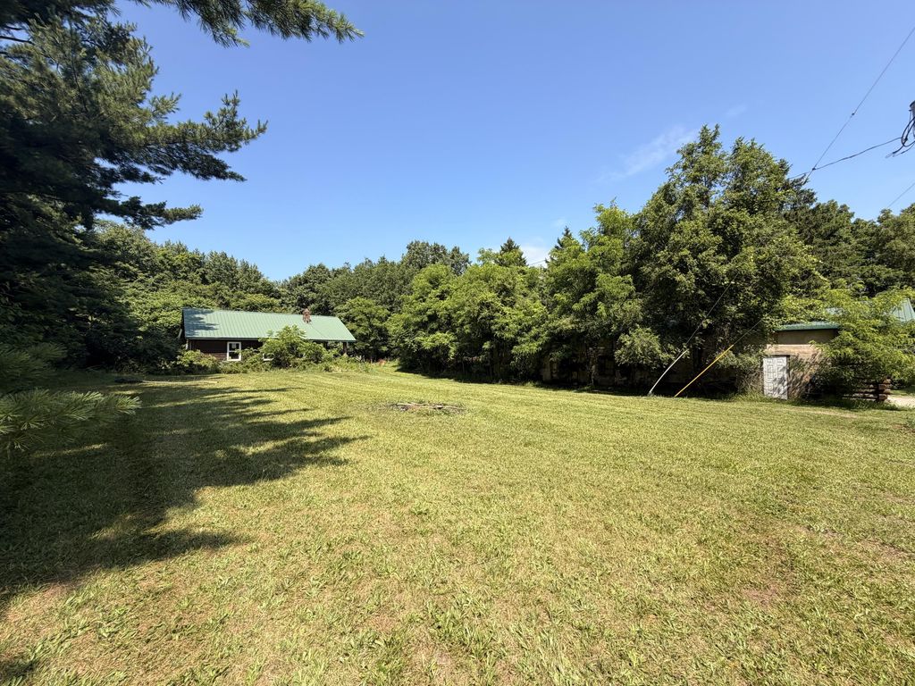 69272 Ironwood Drive, Milton township