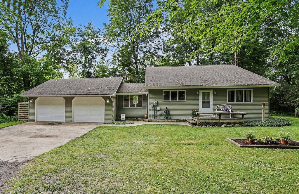 5820 Windy Acres Lane, Berrien township