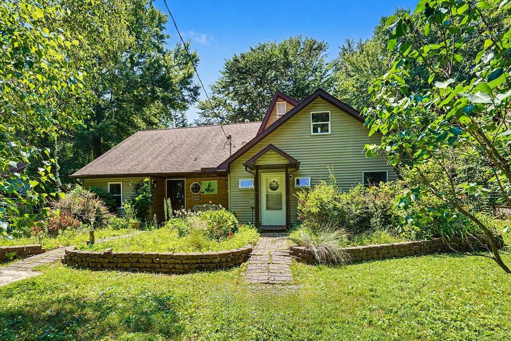 126 48th Street, Lee township