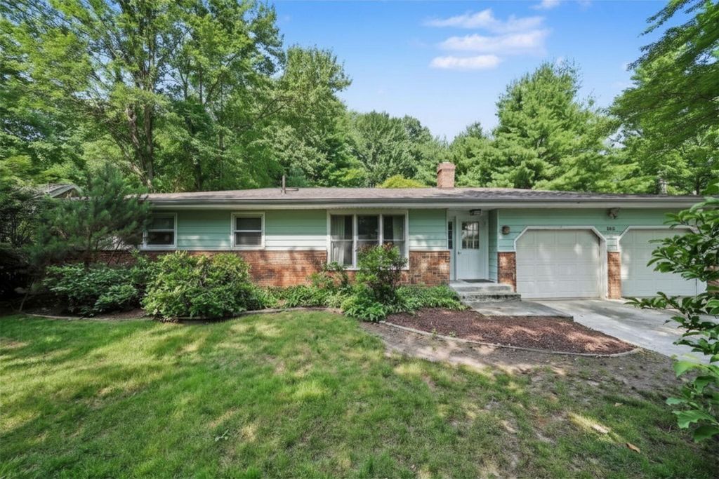 15972 Prusa Road, Chikaming township