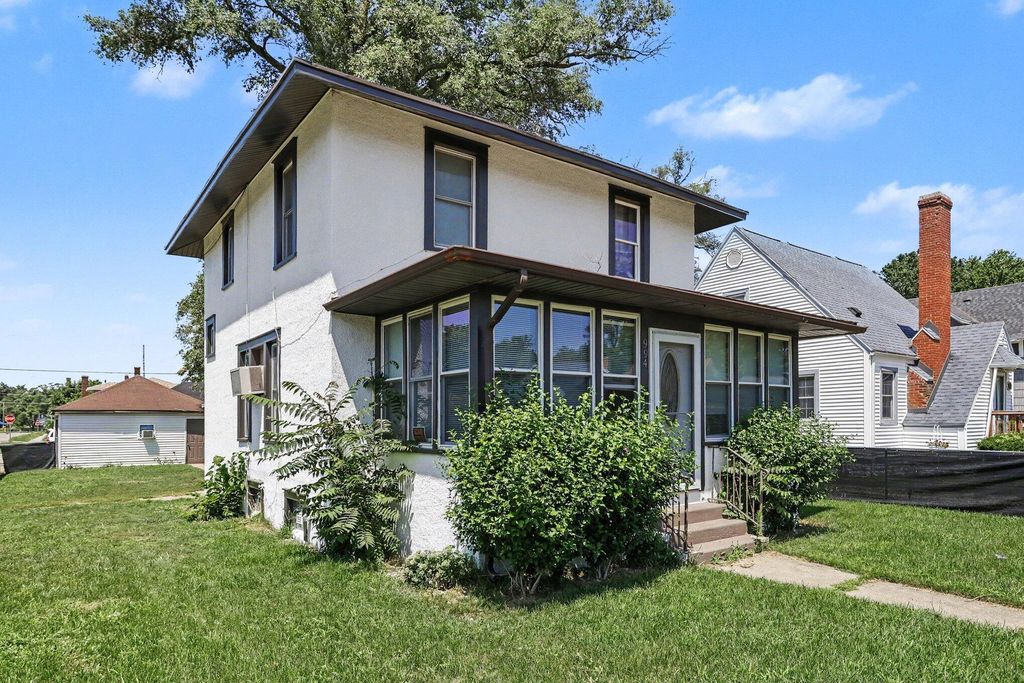 994 Columbus Avenue, Benton Harbor city