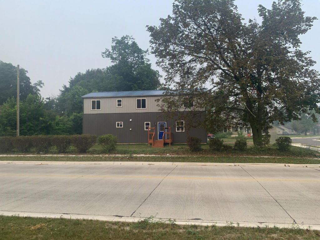 576 Pipestone Street, Benton Harbor city