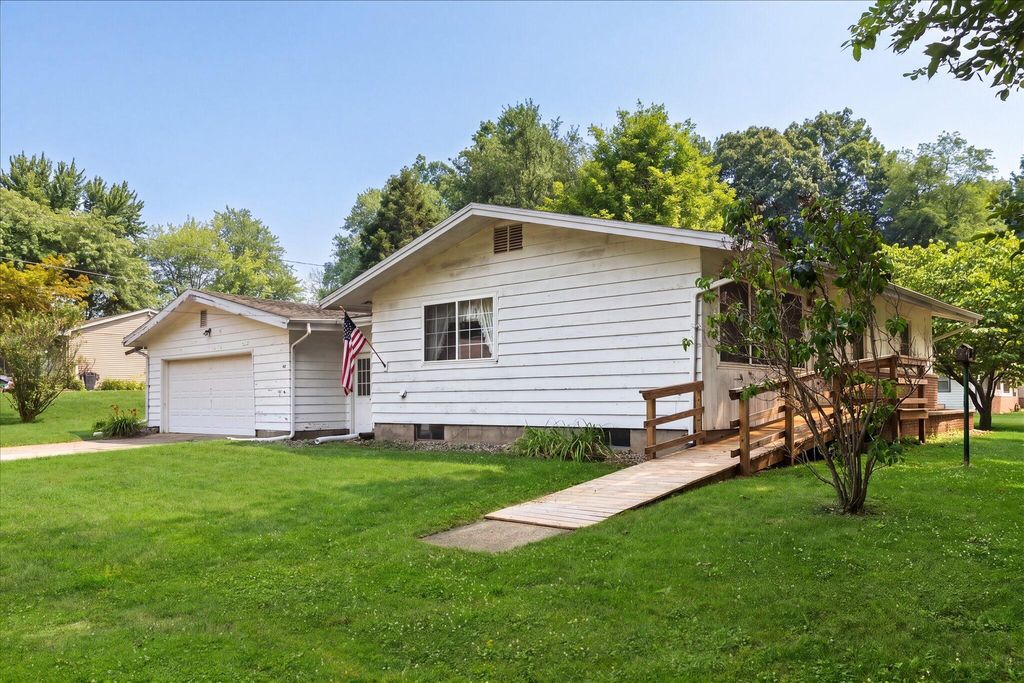 441 E Parsons Avenue, Watervliet city