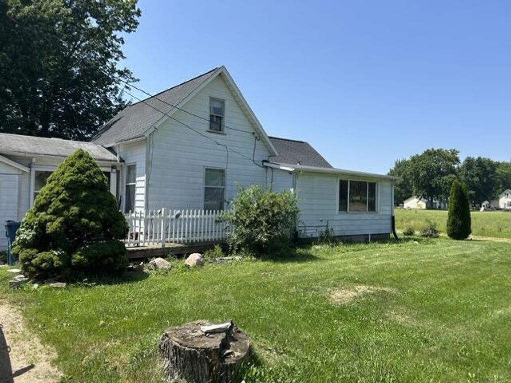 1984 Greenly Avenue, Benton charter township