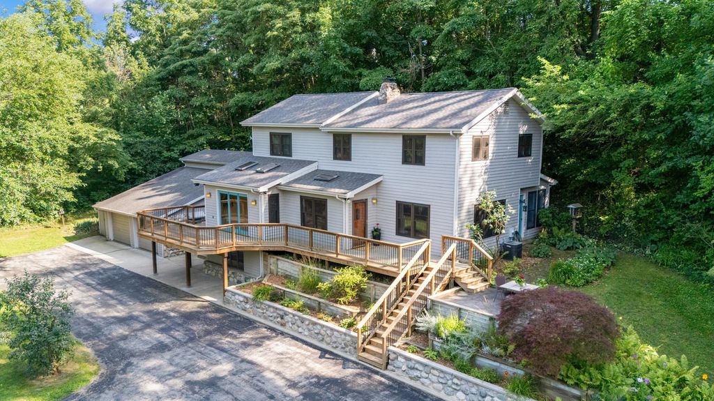 500 Tuttle Road, Baroda township