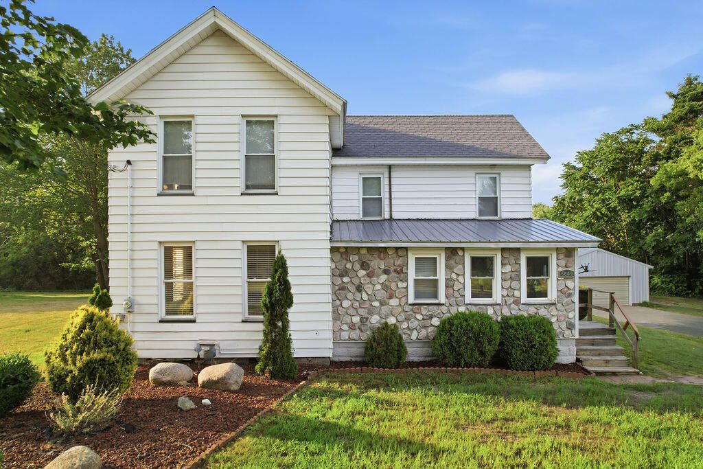 6649 122nd Avenue, Ganges township