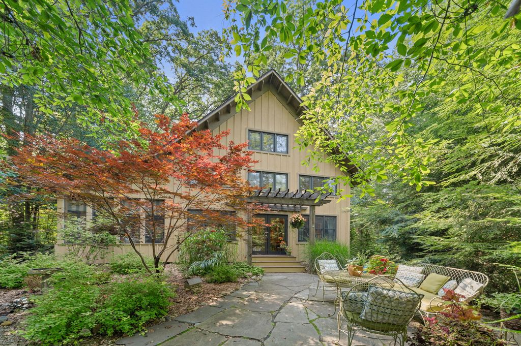 18 Walden Way, New Buffalo city
