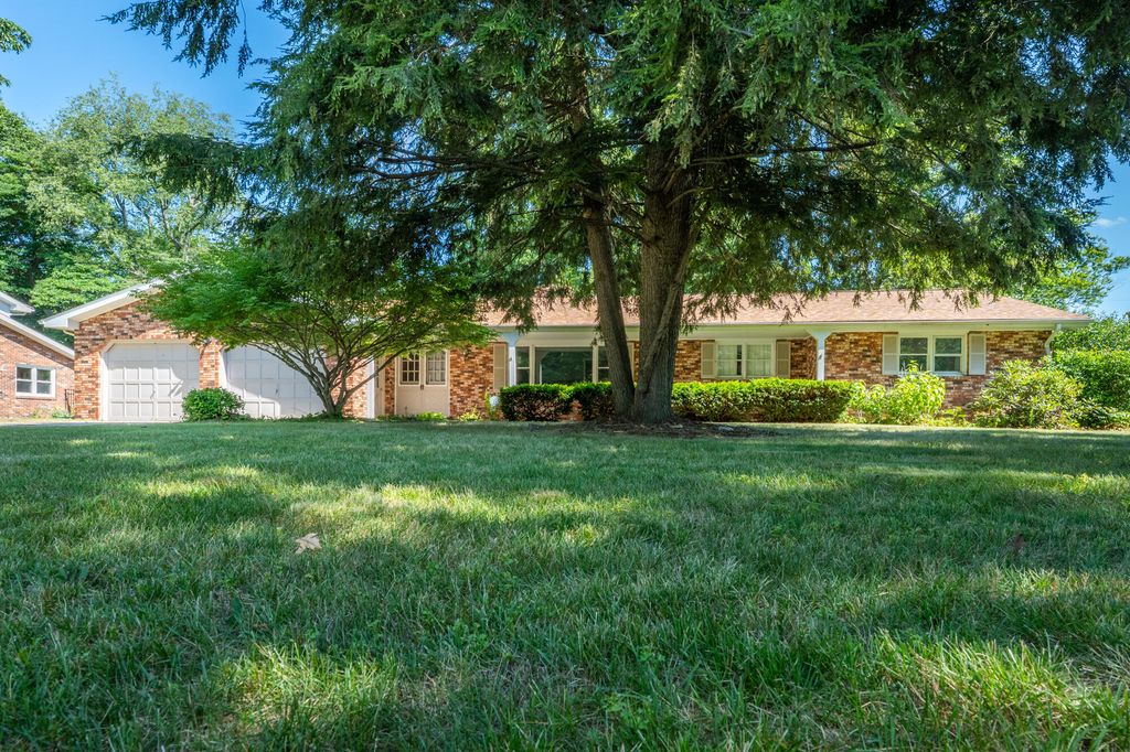 1765 Hacienda Drive, Lincoln charter township