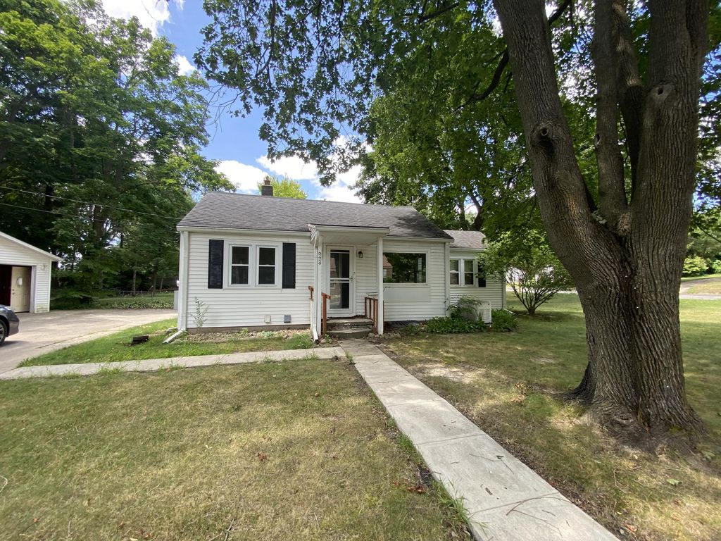 924 N Church Street, Hastings city