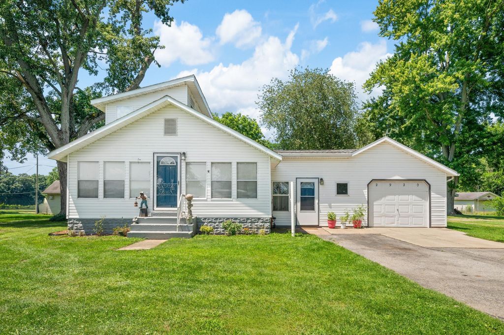 2920 N 5th Street, Niles township