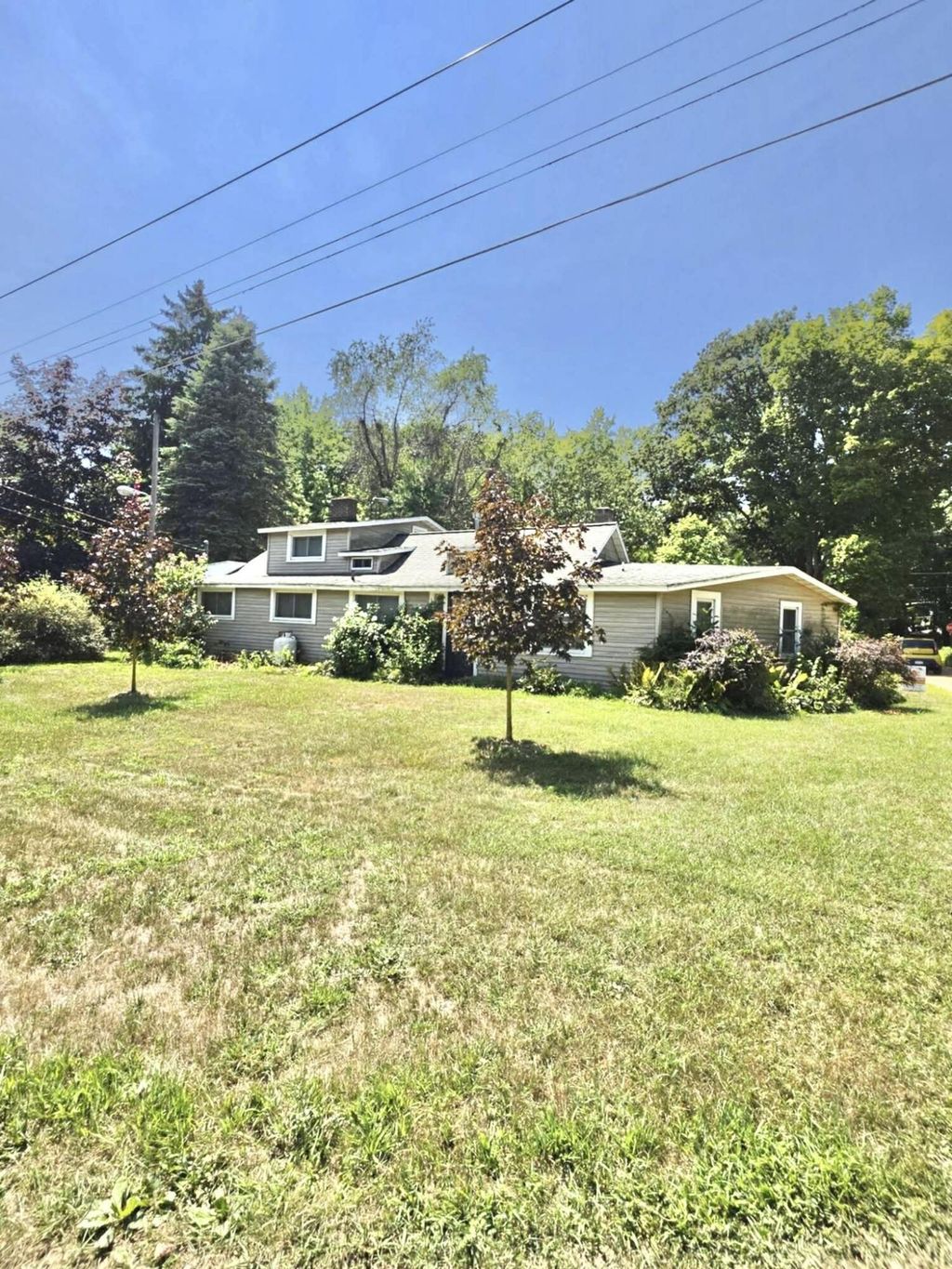 5974 Superior Street, Hagar township