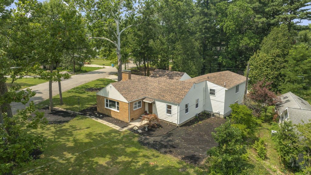 811 Tomahawk Lane, Niles