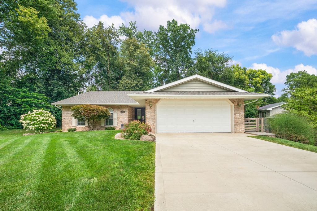 1521 Sioux Trail, Niles city