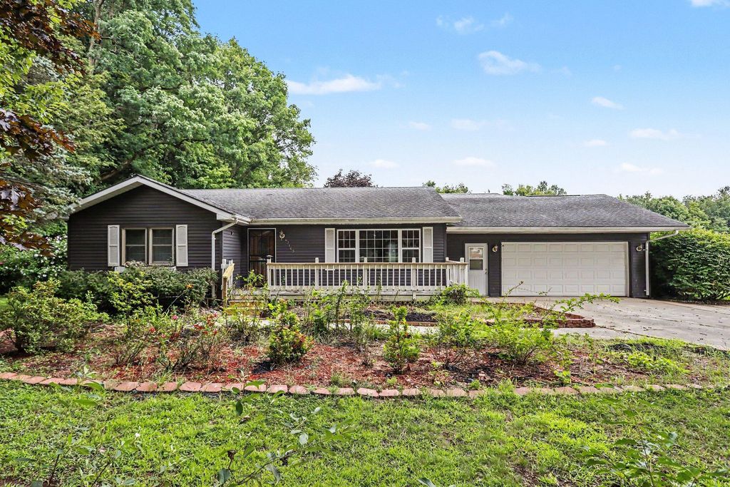 47059 Cr-215, Arlington township
