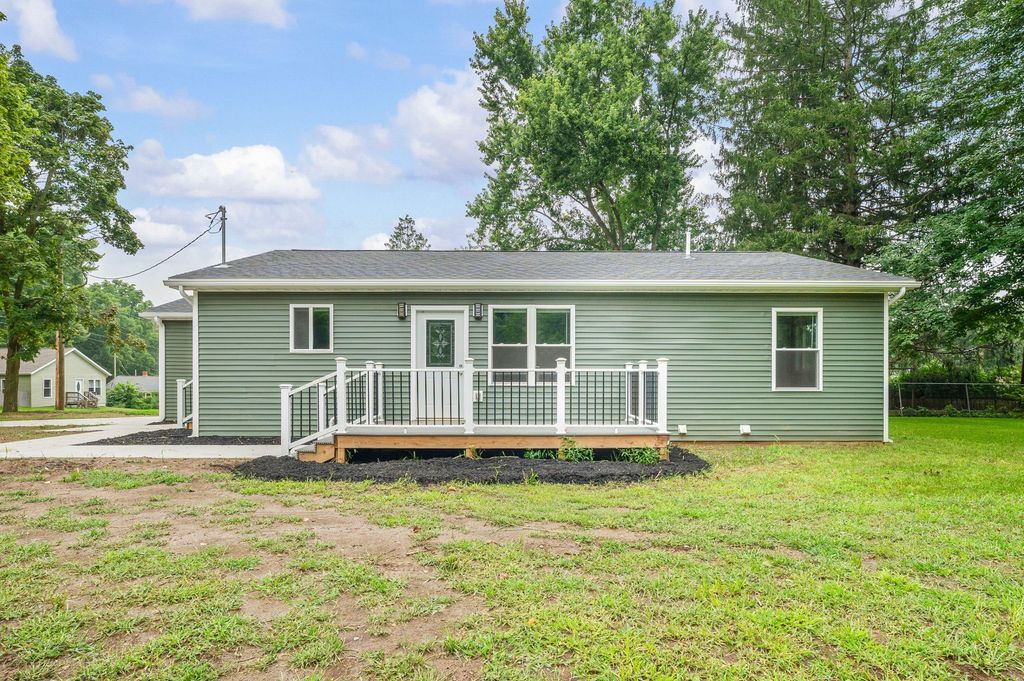 584 1st Court, Niles city