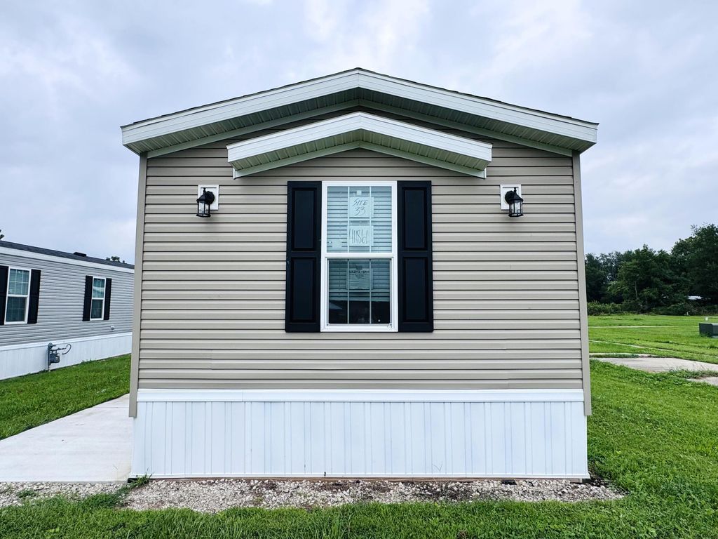 59733 Decatur Road Unit: Lot 33, Penn township