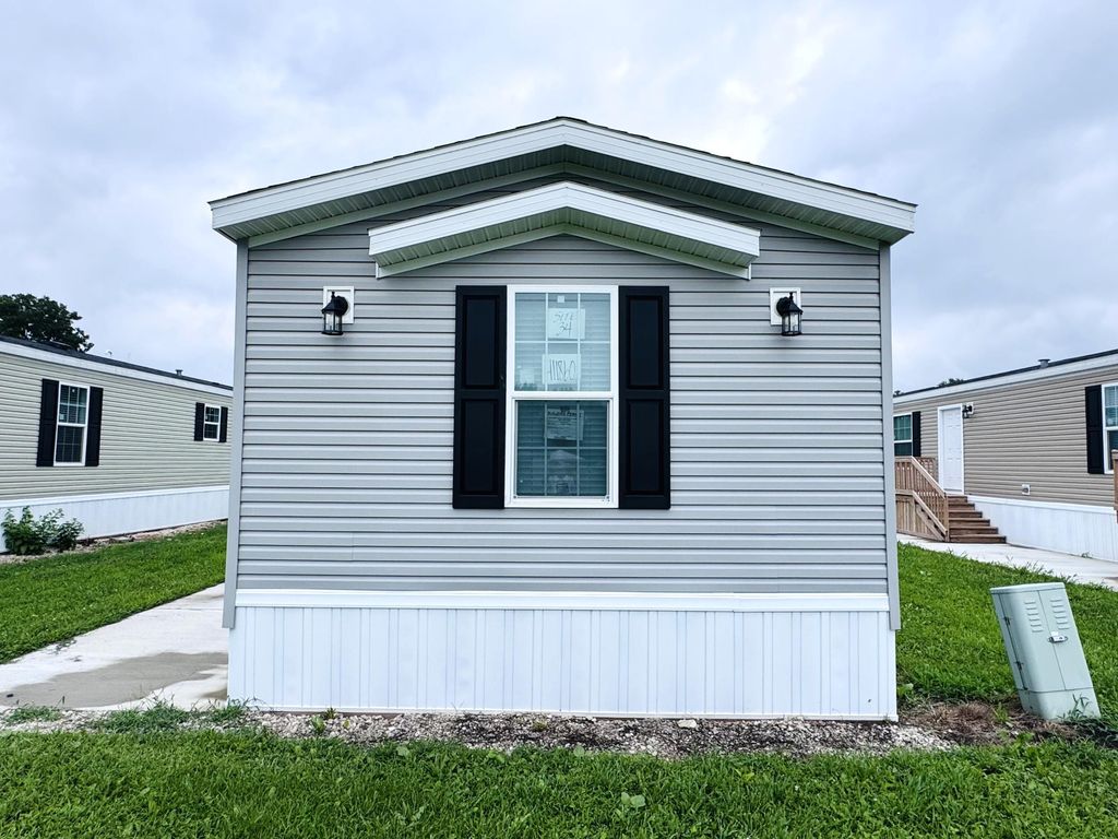 59733 Decatur Road Unit: Lot 34, Penn township
