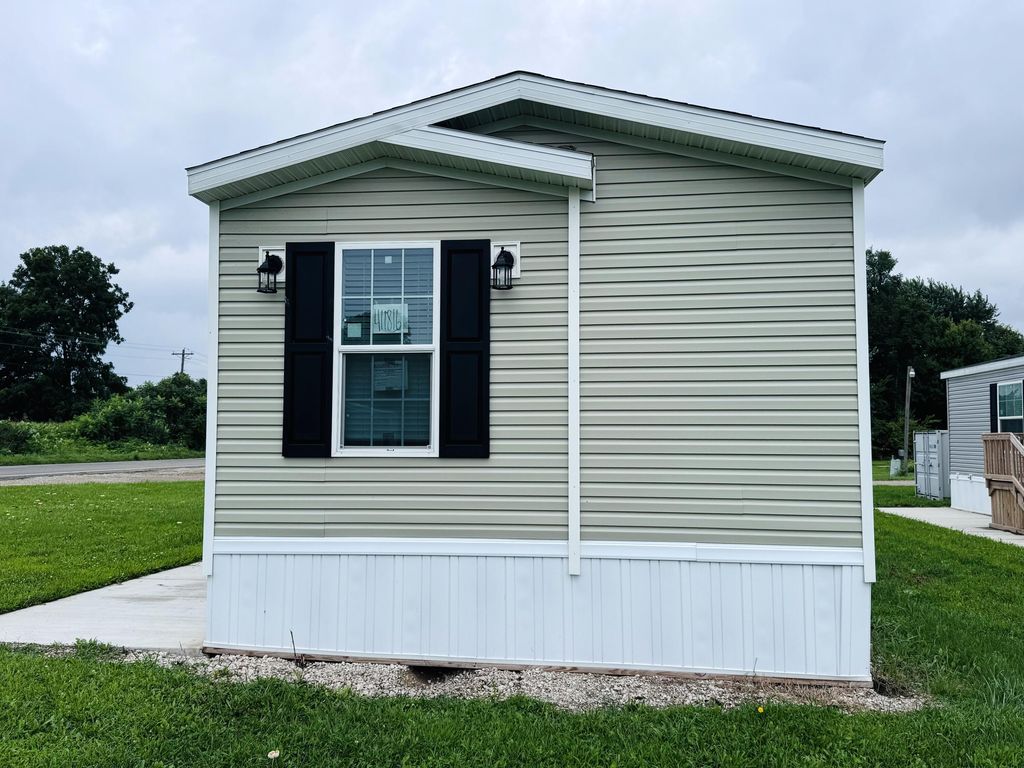 59733 Decatur Road Unit: Lot 35, Penn township