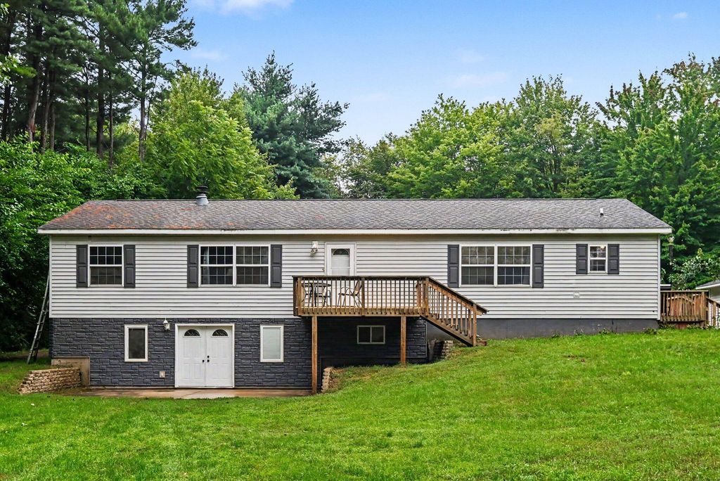 6113 102nd Avenue, Casco township