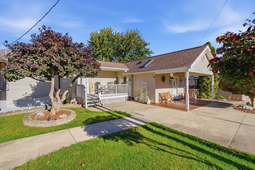 51770 Easy Street, Paw Paw