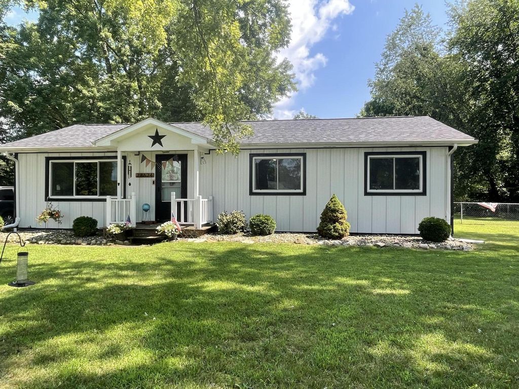 28624 Wilson Drive, Silver Creek township