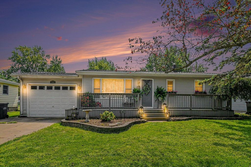 4562 Vista Drive, Bridgman city