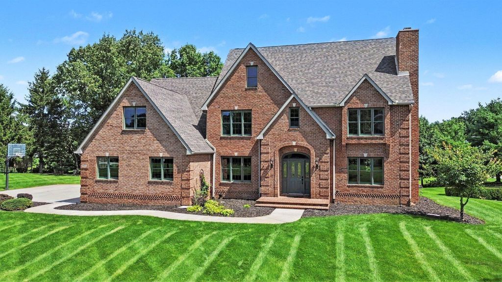 71451 Sanderling Drive, Milton township