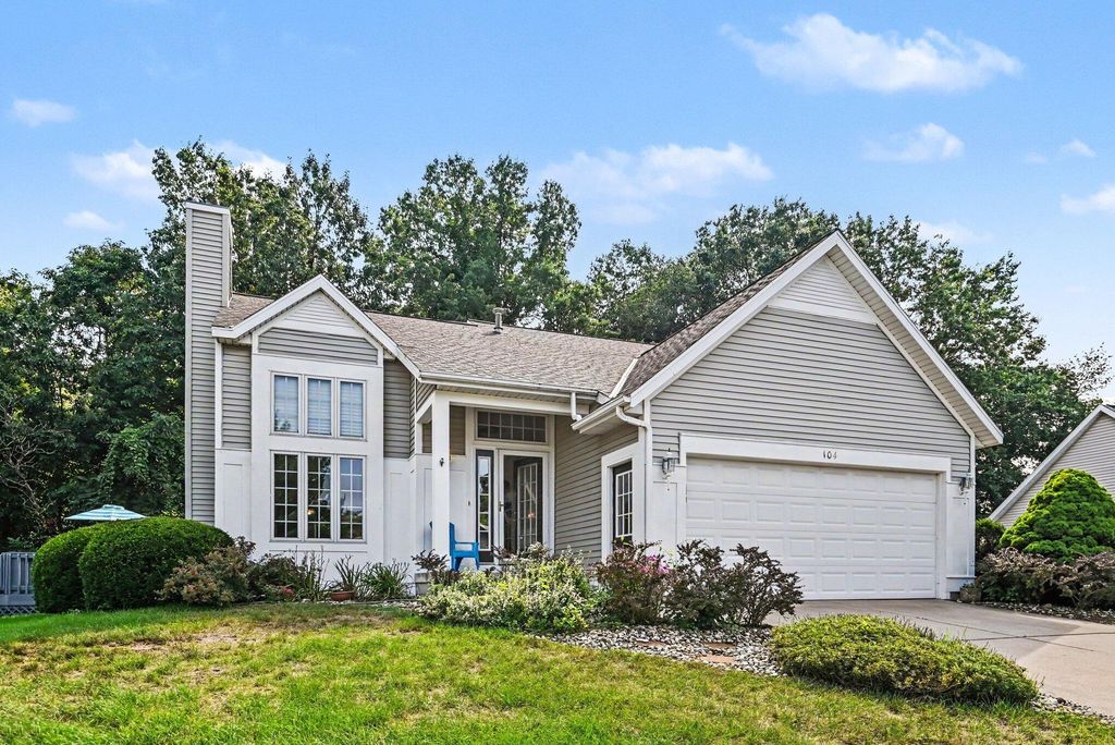 104 Orchard Drive, South Haven city