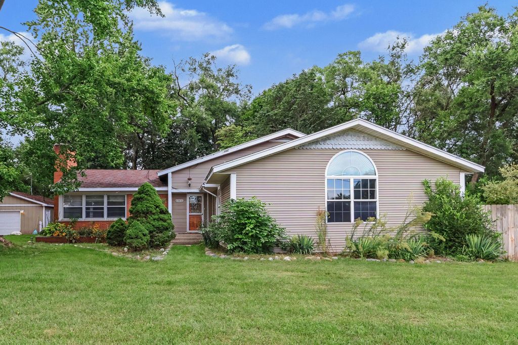 42910 Evergreen Park Drive, Decatur township