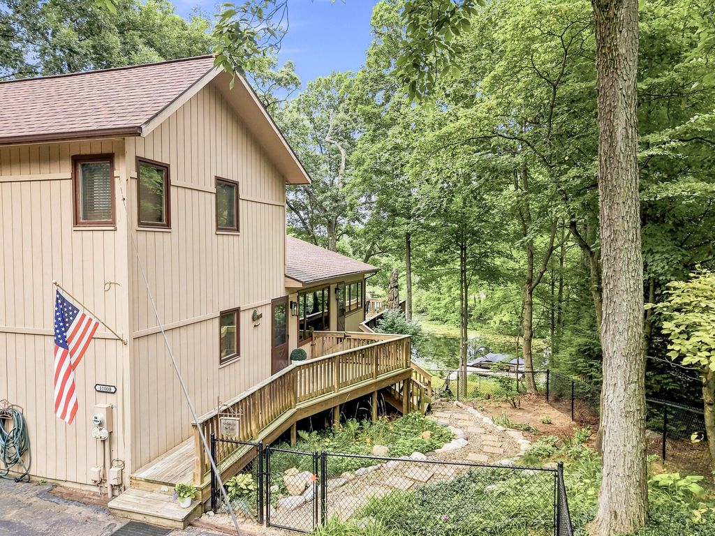11008 Corey Lake Road, Fabius township
