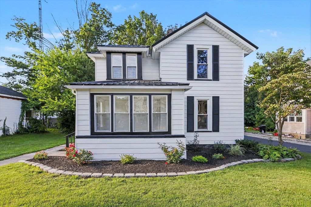 105 W Telegraph, Dowagiac city