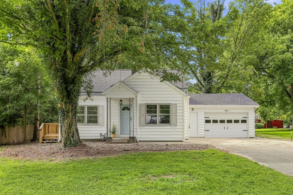432 E Baldwin Avenue, Watervliet city