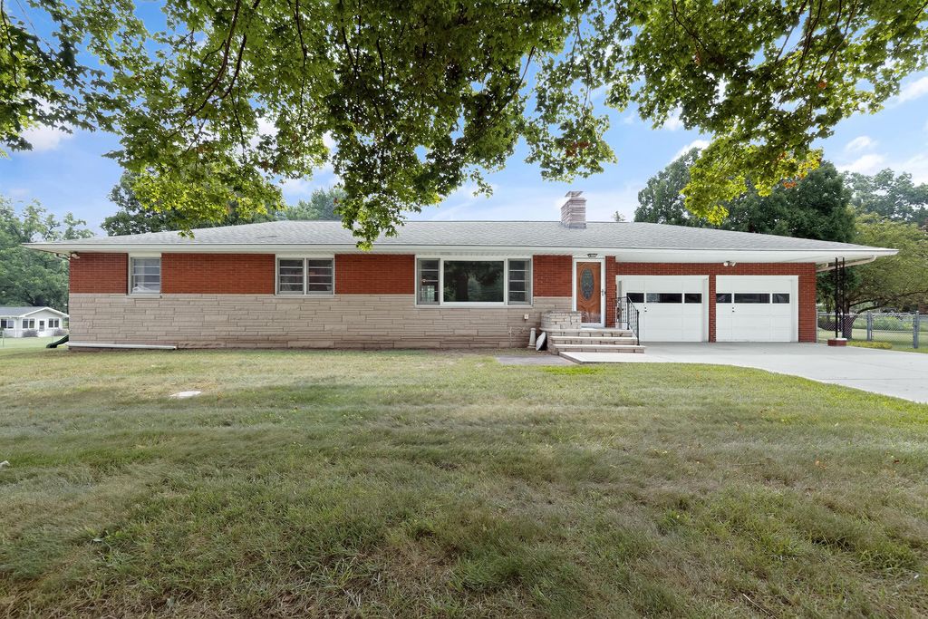 128 Schirmer Parkway, Buchanan city