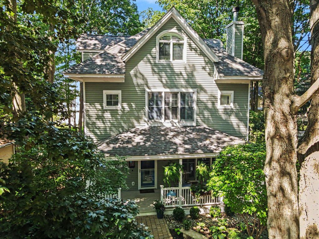 76550 Fieldstone Circle, South Haven charter township