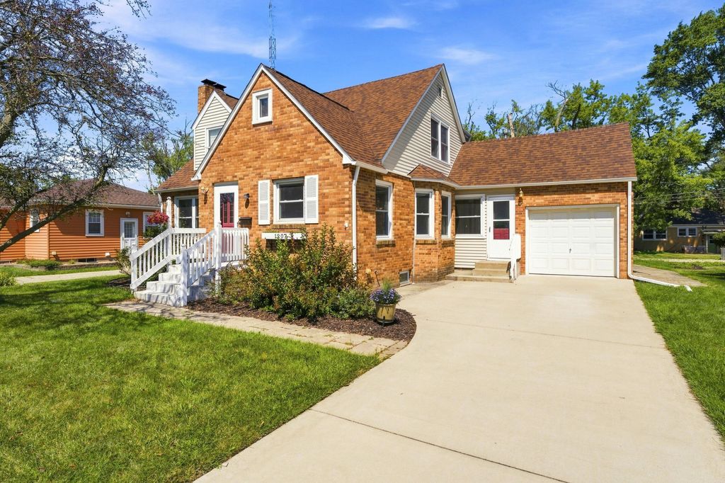 1207 Orchard Avenue, St. Joseph city